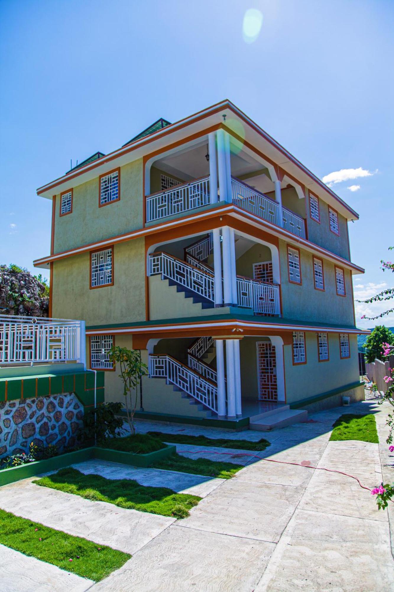 J&G Villa Hotel Cap-Haïtien 外观 照片